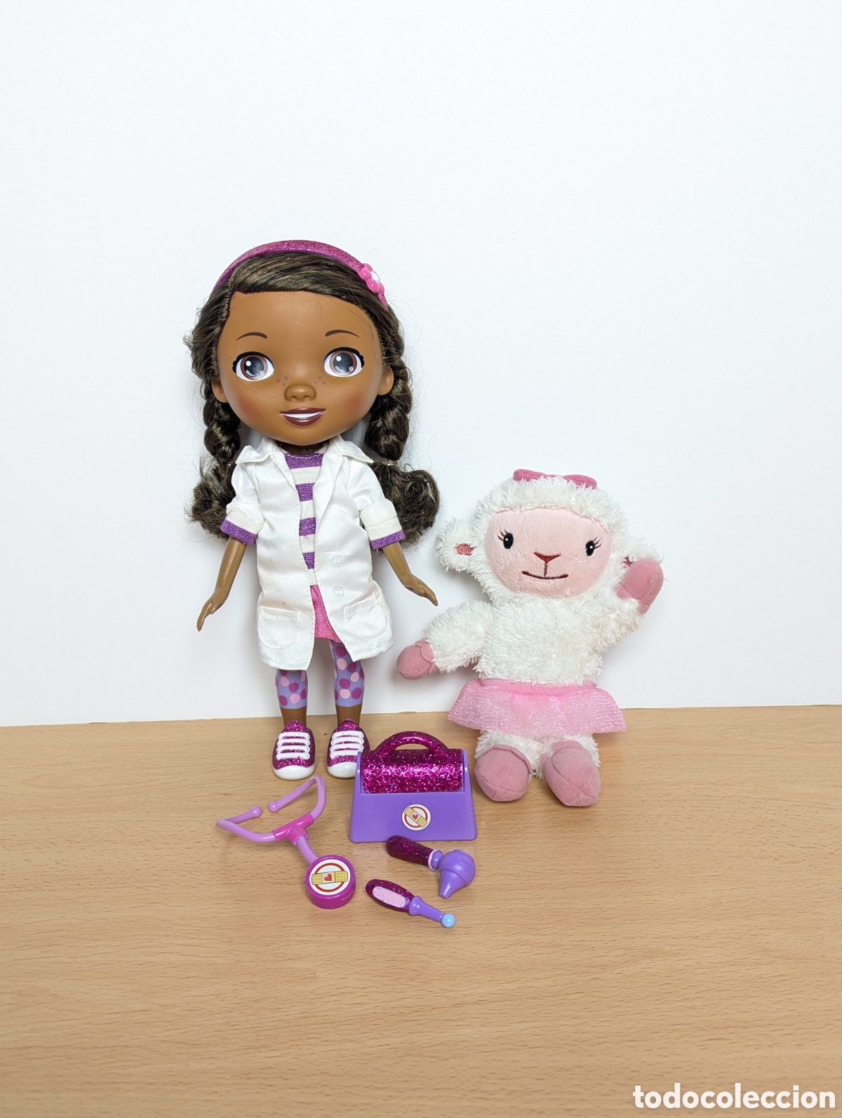 Mu&ntilde;ecas modernas: Mu&ntilde;eca doctora juguetes y McStuffins - Foto 1