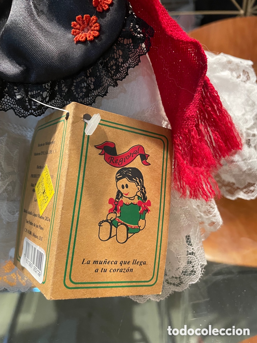 Mu&ntilde;ecas modernas: Mu&ntilde;eca de colecci&oacute;n regional mejicana - Foto 5