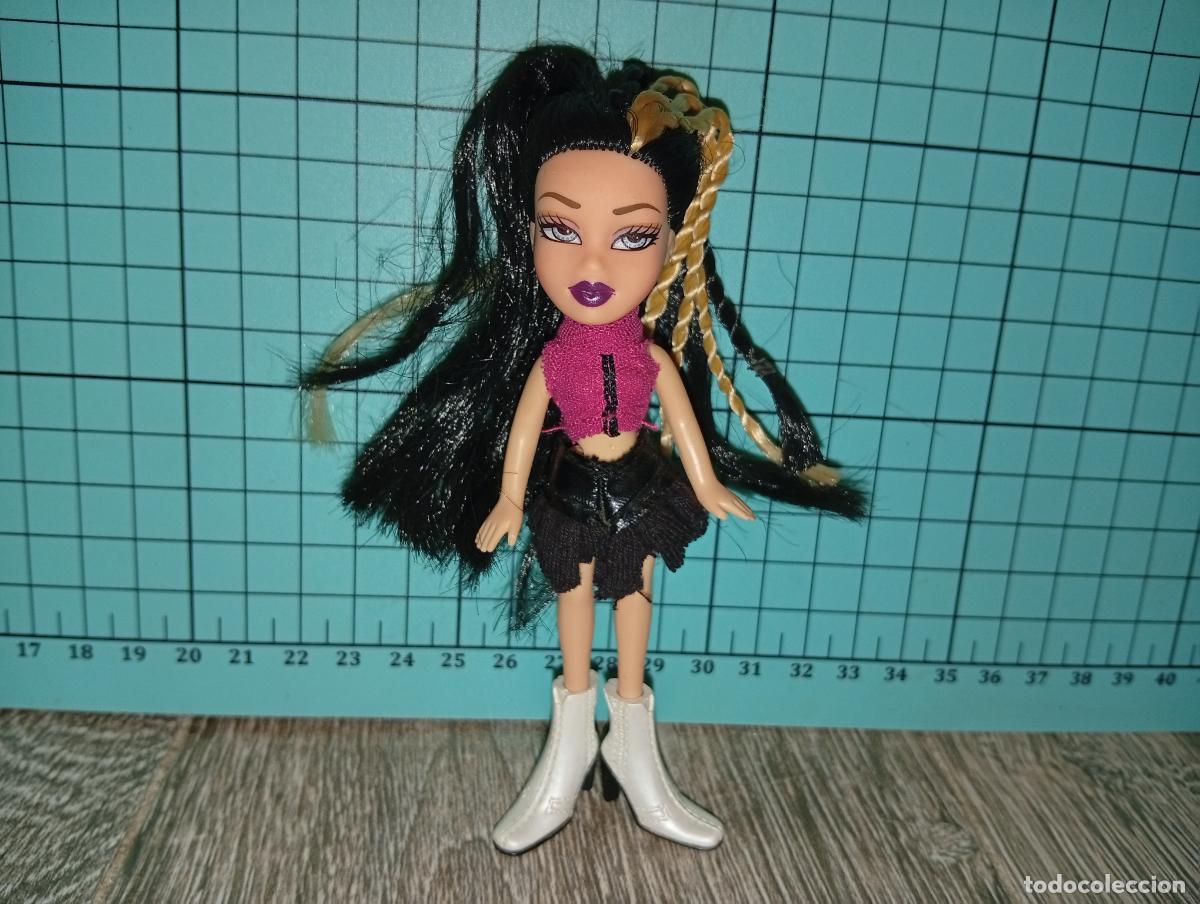 Mu&ntilde;ecas modernas: Peque&ntilde;a mu&ntilde;eca mini Bratz - Foto 1
