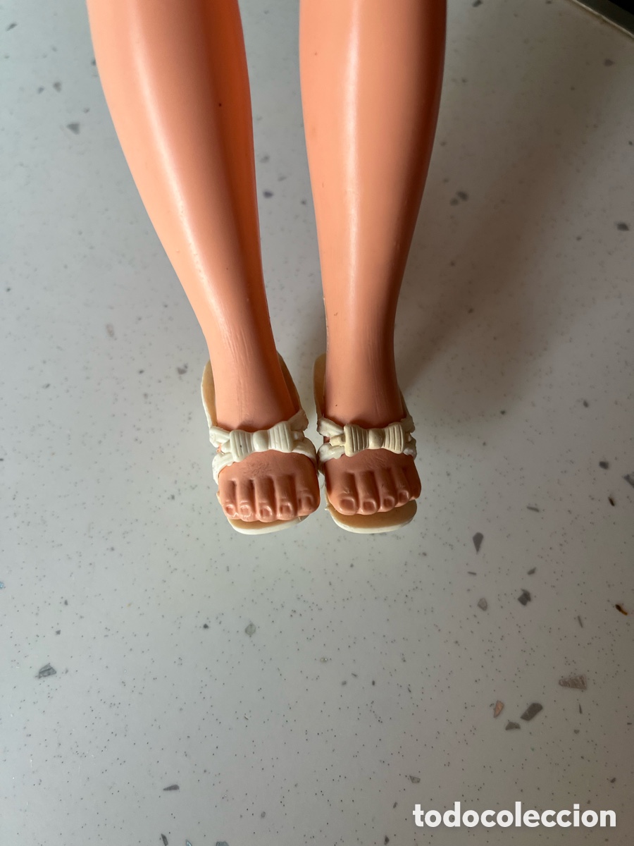 Mu&ntilde;ecas modernas: Rara mu&ntilde;eca americana?? - Foto 2
