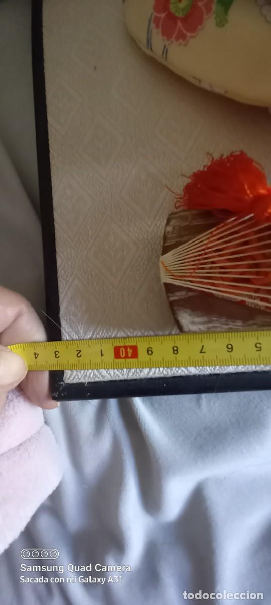 Mu&ntilde;ecas modernas: Mu&ntilde;eca japonesa con urna - Foto 14