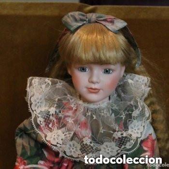 Mu&ntilde;ecas modernas: Mu&ntilde;eca de porcelana, modelo Dan, the classique collection. - Foto 2