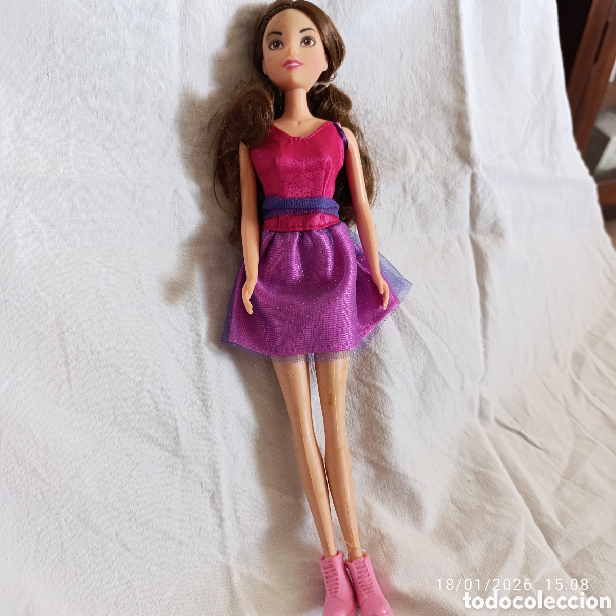 Mu&ntilde;ecas modernas: Antigua mu&ntilde;eca Violetta,de Disney. - Foto 2