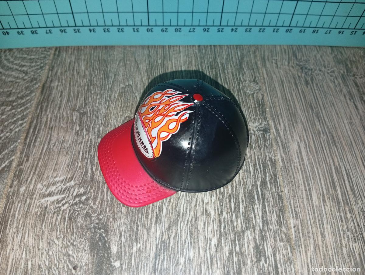 Mu&ntilde;ecas modernas: Gorra de mu&ntilde;eca Rainbow high - Foto 6