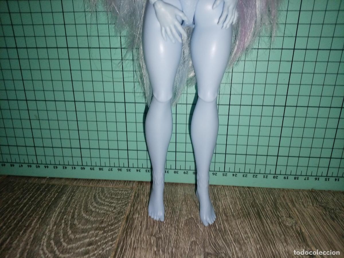Mu&ntilde;ecas modernas: Mu&ntilde;eca Monster high Abbey - Foto 3