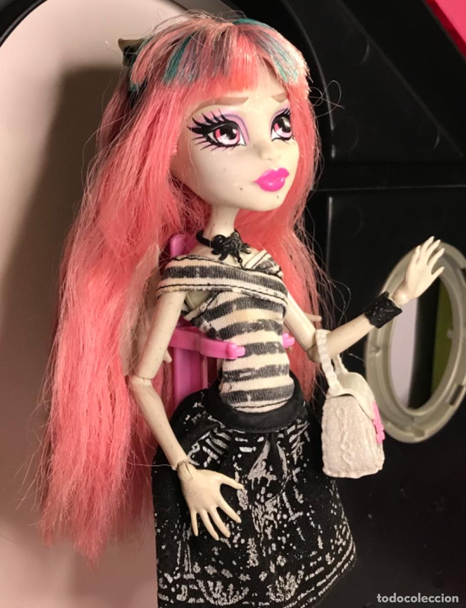 Mu&ntilde;ecas modernas: Mu&ntilde;eca Monster High Rochelle basica - Foto 5