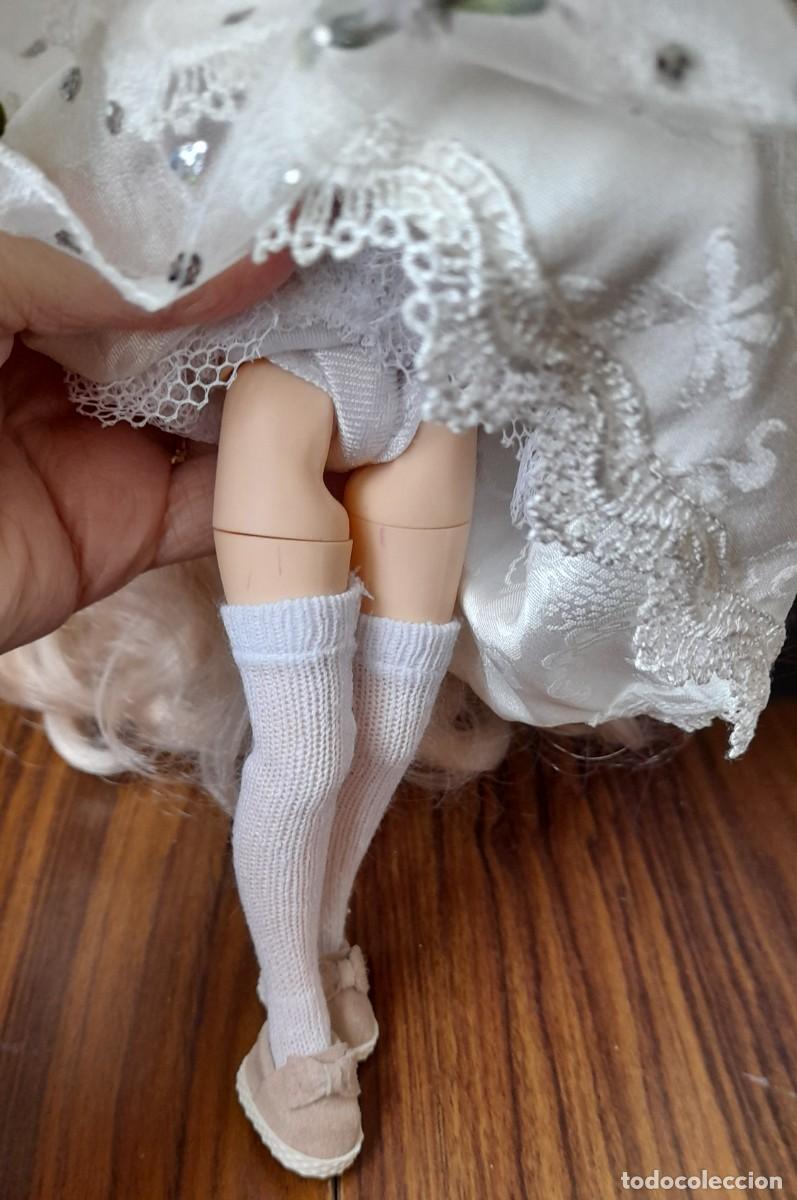 Mu&ntilde;ecas modernas: Mu&ntilde;eca Blythe customizada (Custom Blythe Doll) - Foto 2