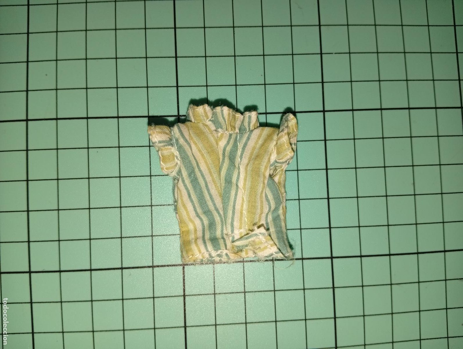 Mu&ntilde;ecas modernas: Blusa de mu&ntilde;eca Bratz - Foto 2