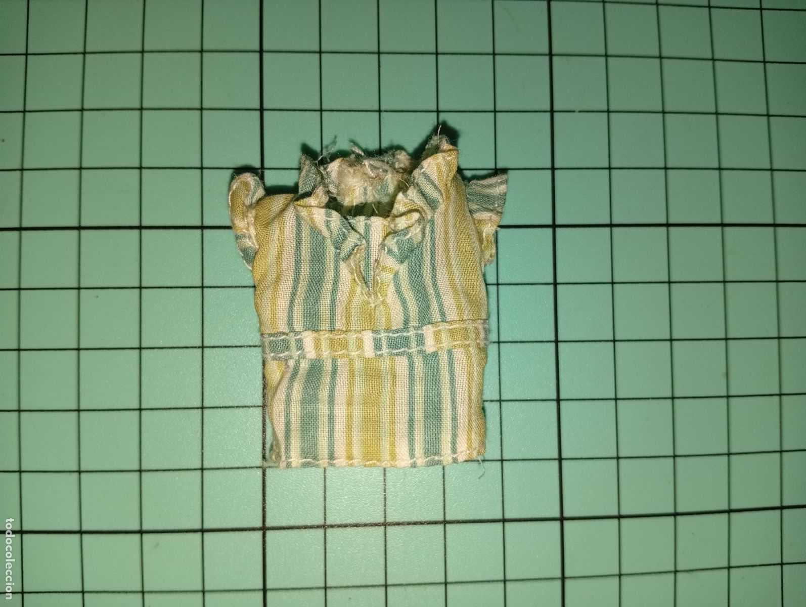 Mu&ntilde;ecas modernas: Blusa de mu&ntilde;eca Bratz - Foto 1