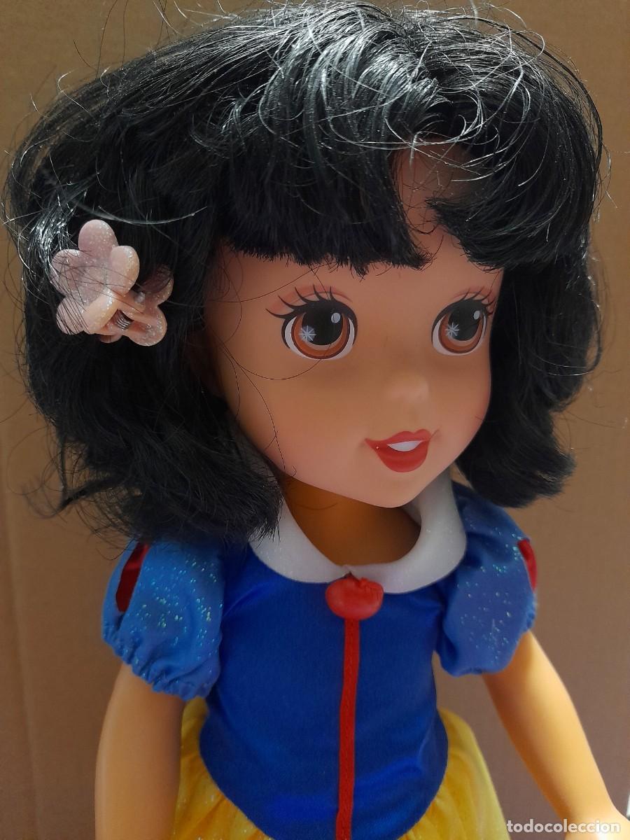 Mu&ntilde;ecas modernas: Mu&ntilde;eca Disney, Blancanieves Mattel 2008 - Foto 2