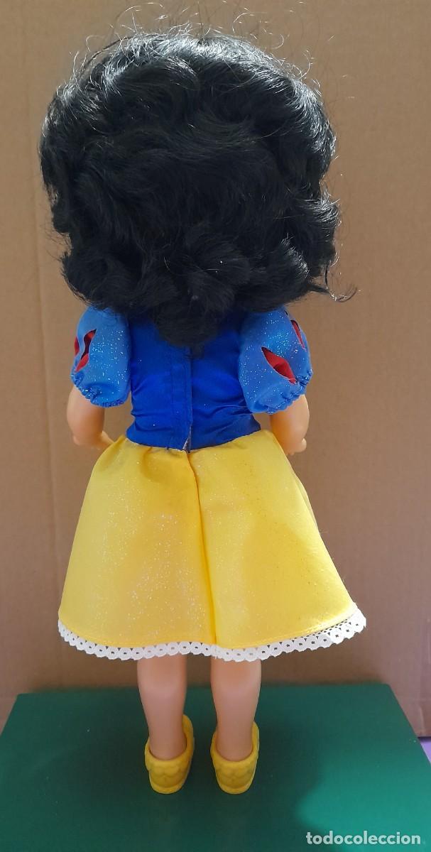Mu&ntilde;ecas modernas: Mu&ntilde;eca Disney, Blancanieves Mattel 2008 - Foto 4