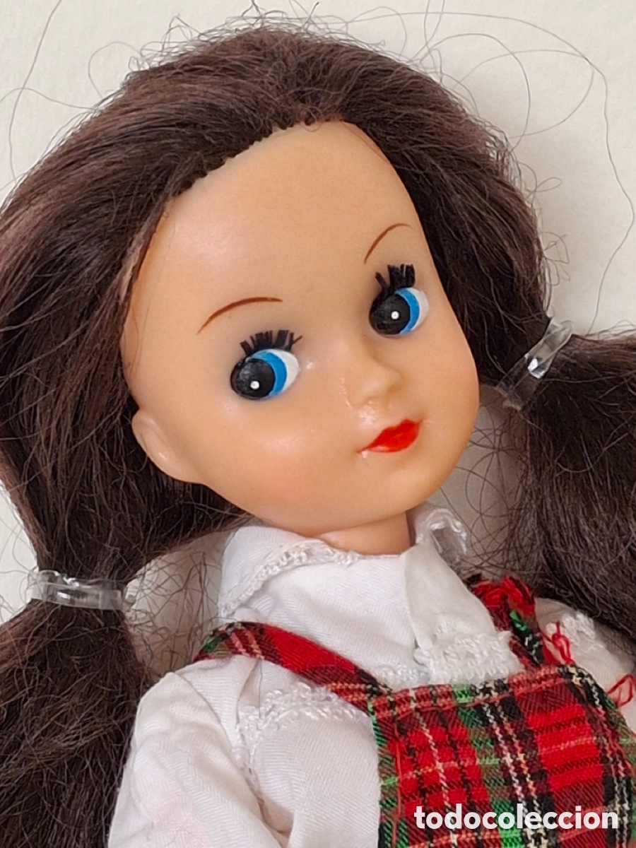 Mu&ntilde;ecas modernas: Mu&ntilde;eca sin marca (posible Otto Sim&oacute;n) - Foto 1