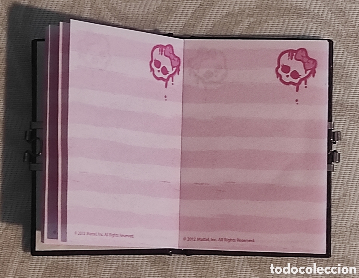 Mu&ntilde;ecas modernas: MONSTER HIGH - MINI AGENDA - Foto 4