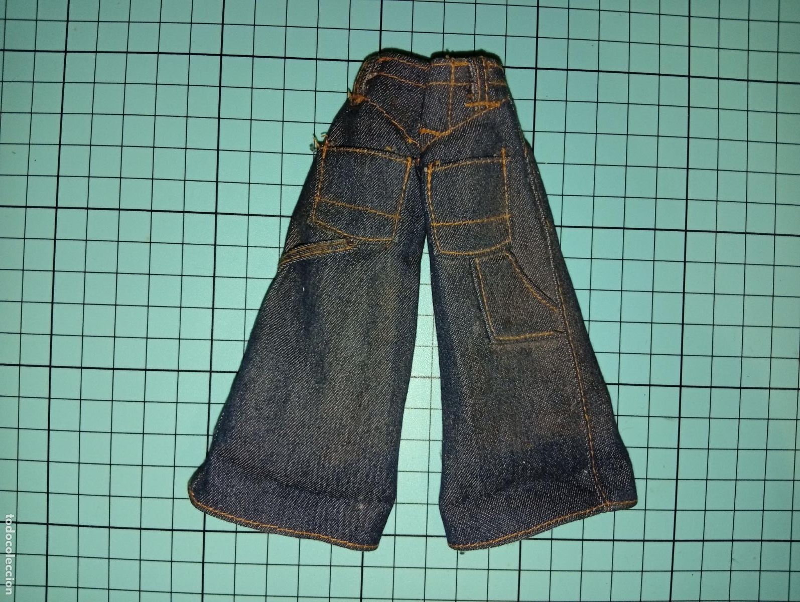 Mu&ntilde;ecas modernas: Pantal&oacute;n de mu&ntilde;eca Bratz - Foto 2