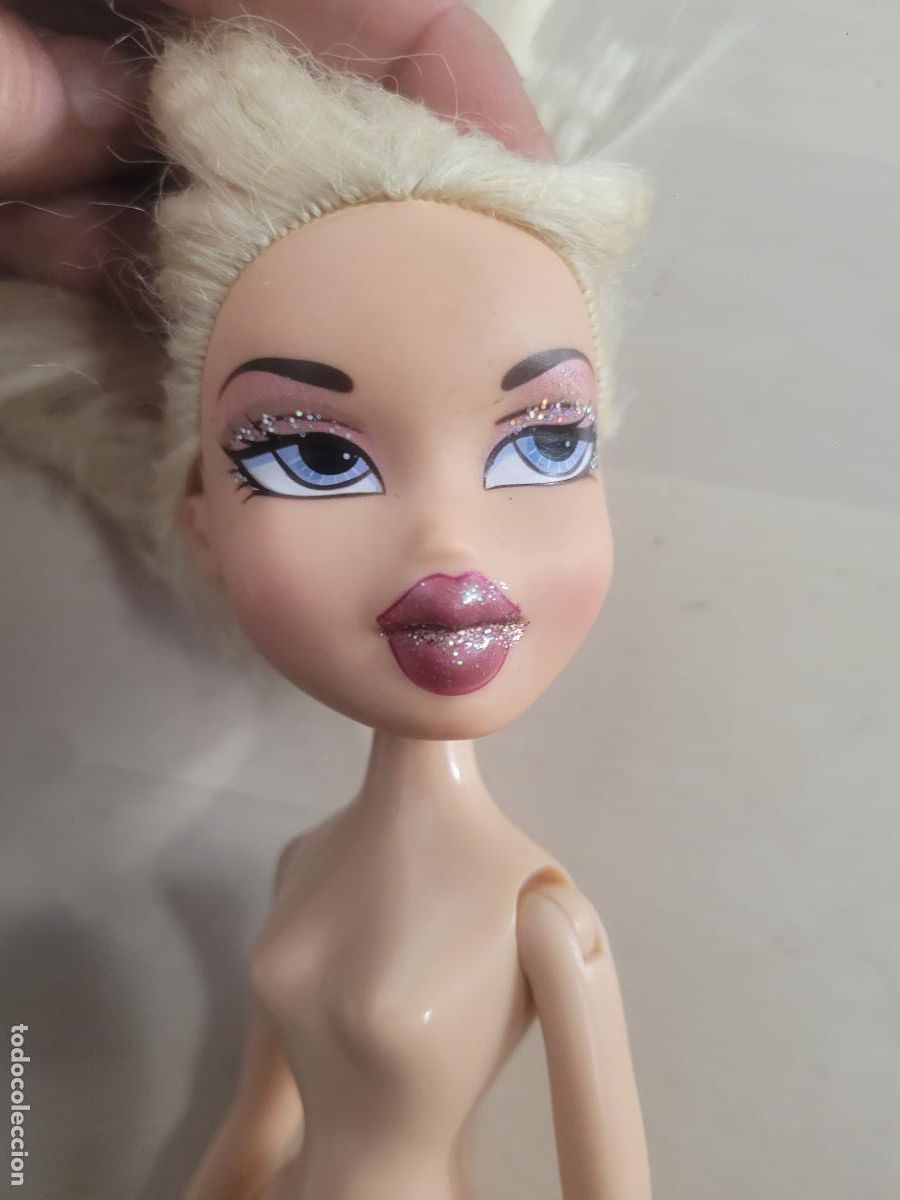 Mu&ntilde;ecas modernas: bratz cloe wintertime con botas - Foto 2