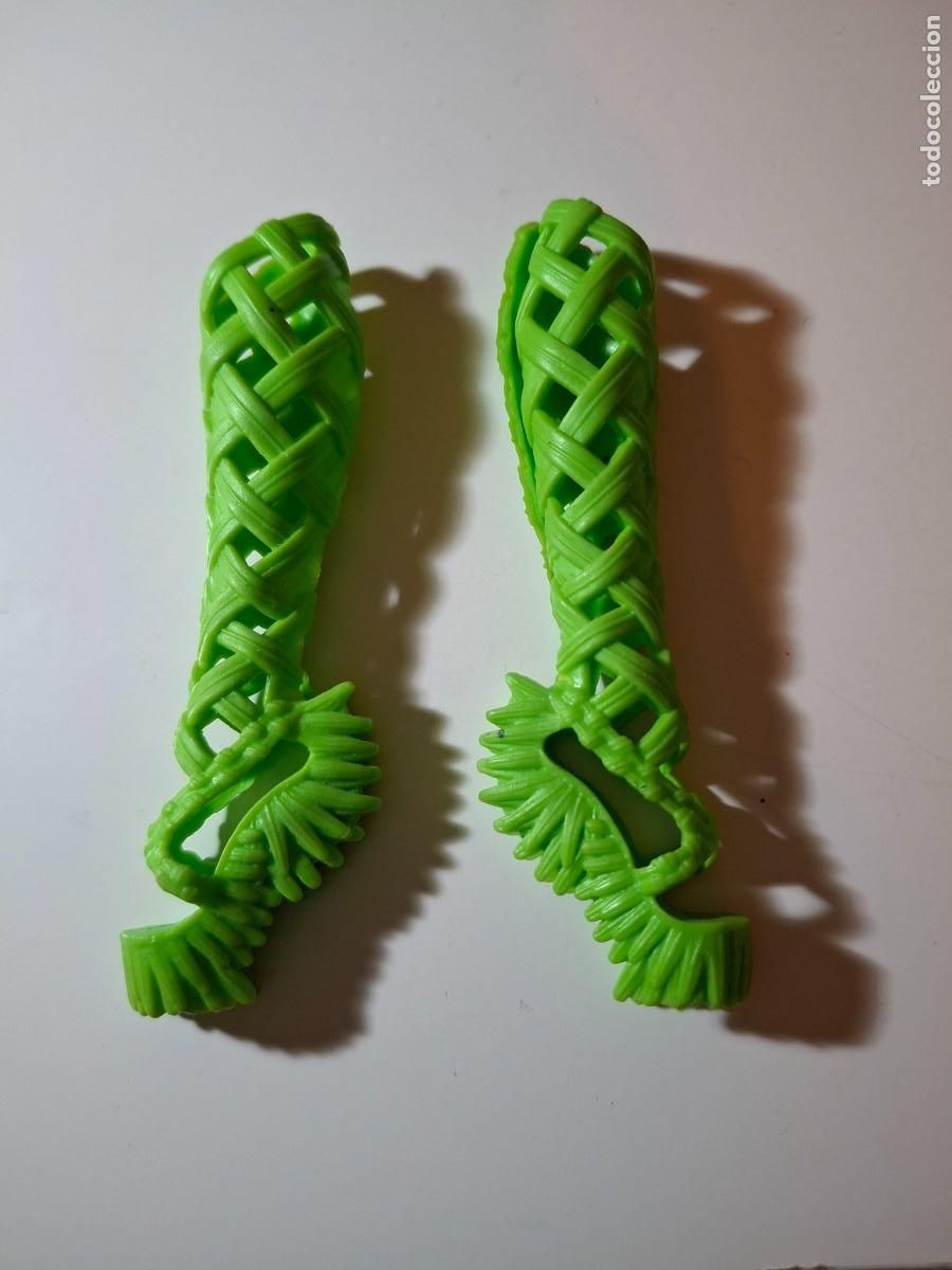 Mu&ntilde;ecas modernas: Botas Batsy Claro Accesorios de las mu&ntilde;ecas Monster High - Foto 1