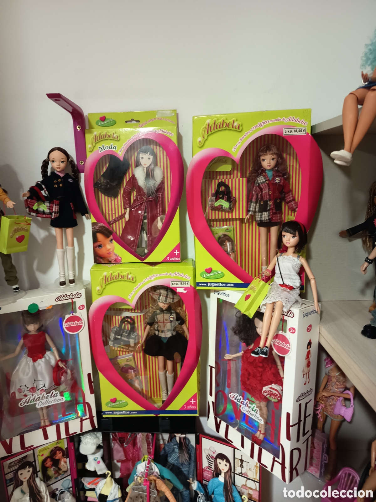 Mu&ntilde;ecas modernas: Gran lote, Adabella mu&ntilde;ecas y ropas - Foto 2