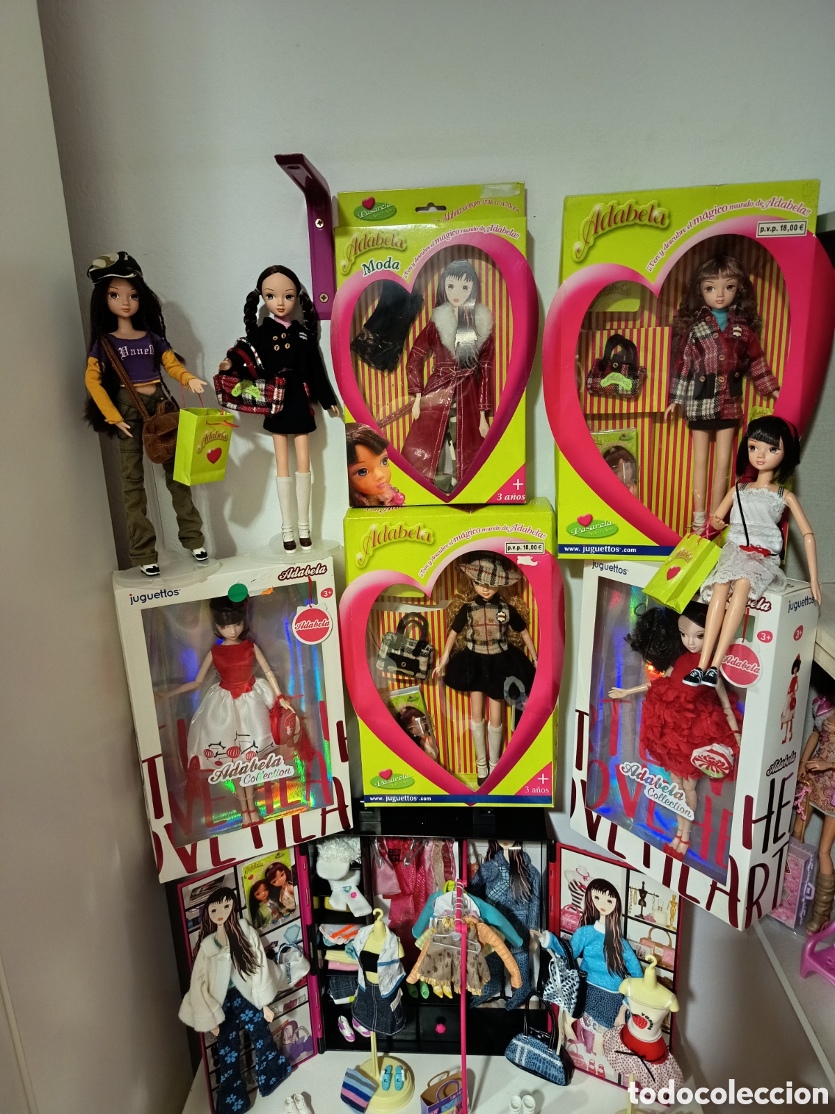 Mu&ntilde;ecas modernas: Gran lote, Adabella mu&ntilde;ecas y ropas - Foto 3
