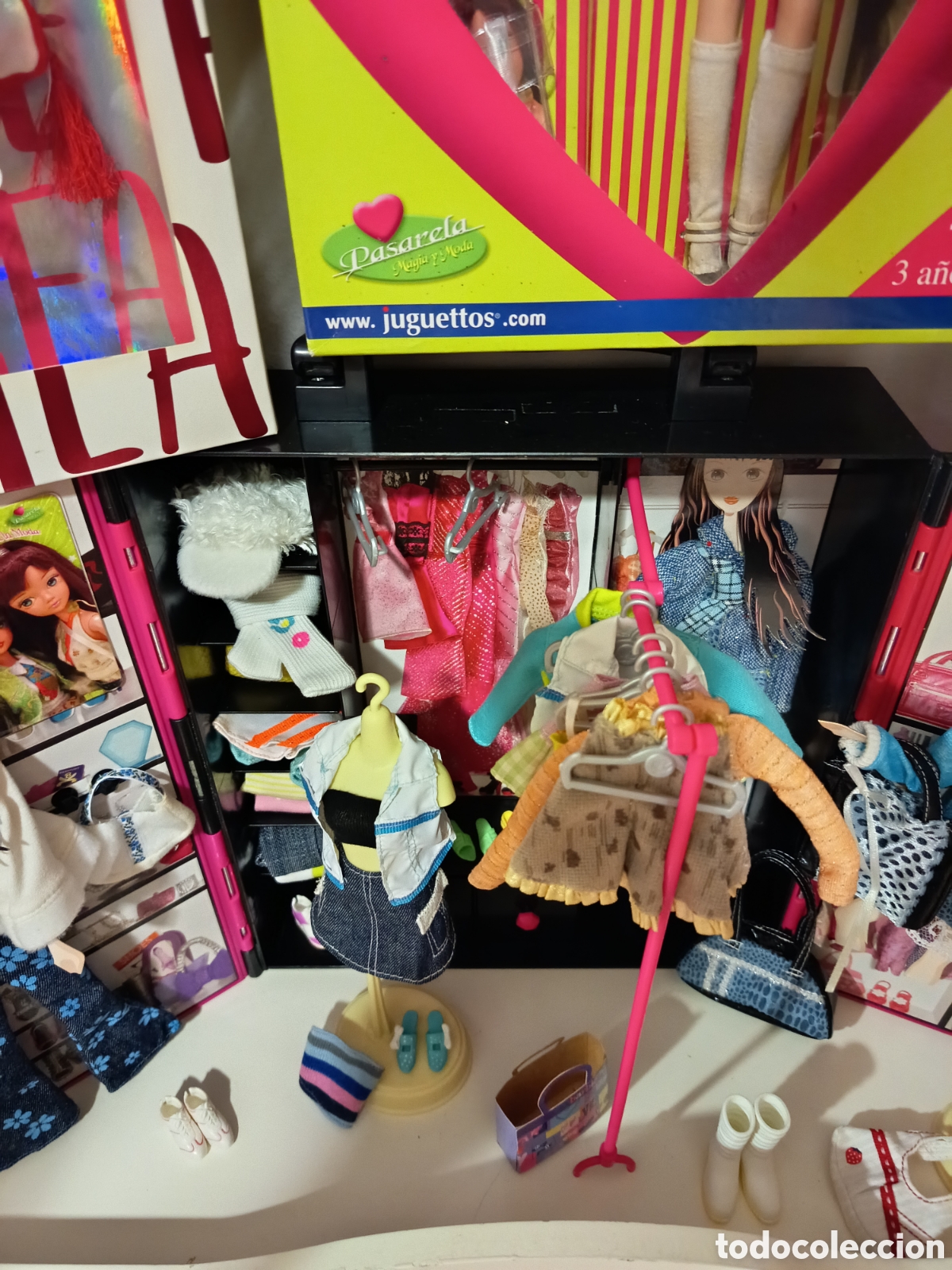 Mu&ntilde;ecas modernas: Gran lote, Adabella mu&ntilde;ecas y ropas - Foto 5