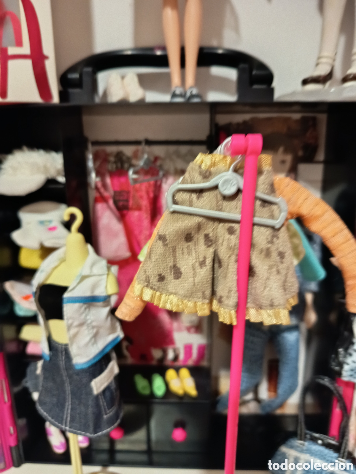 Mu&ntilde;ecas modernas: Gran lote, Adabella mu&ntilde;ecas y ropas - Foto 18