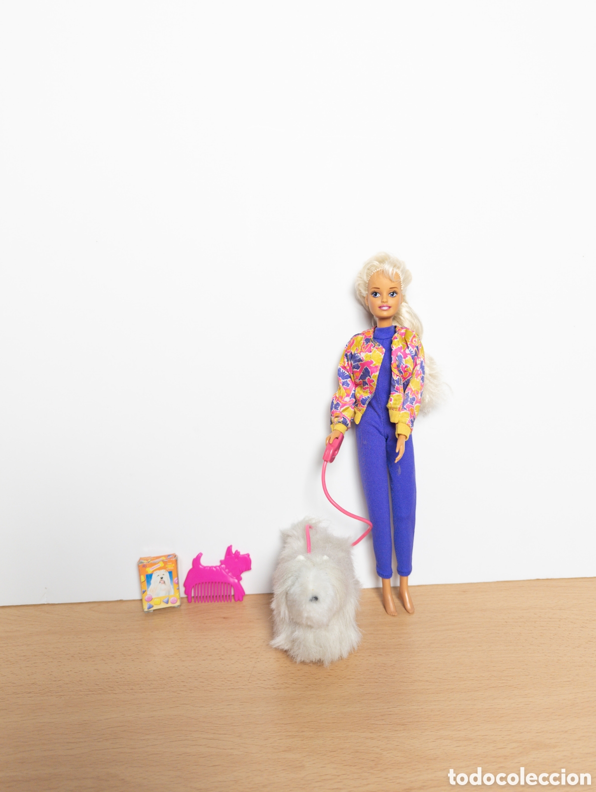 Mu&ntilde;ecas modernas: Mu&ntilde;eca con perro Sindy gogo - Foto 1