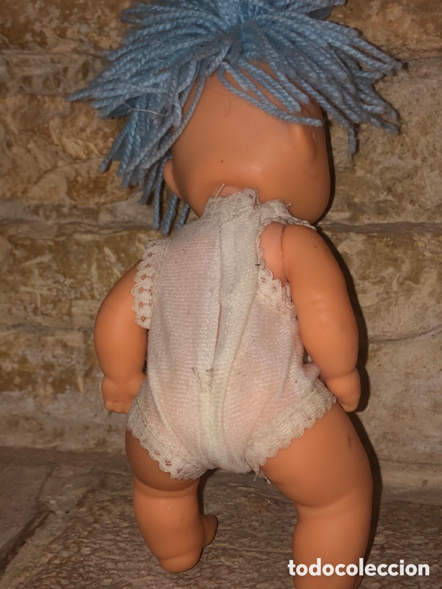 Mu&ntilde;ecas modernas: Mu&ntilde;eco de pelo / goma - Foto 3