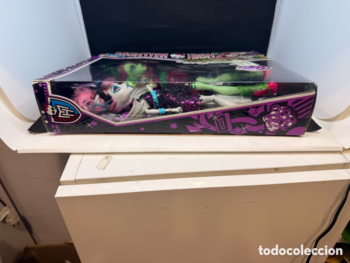 Mu&ntilde;ecas modernas: Monster high rochelle goyle & Venus mcflytrap - Foto 2