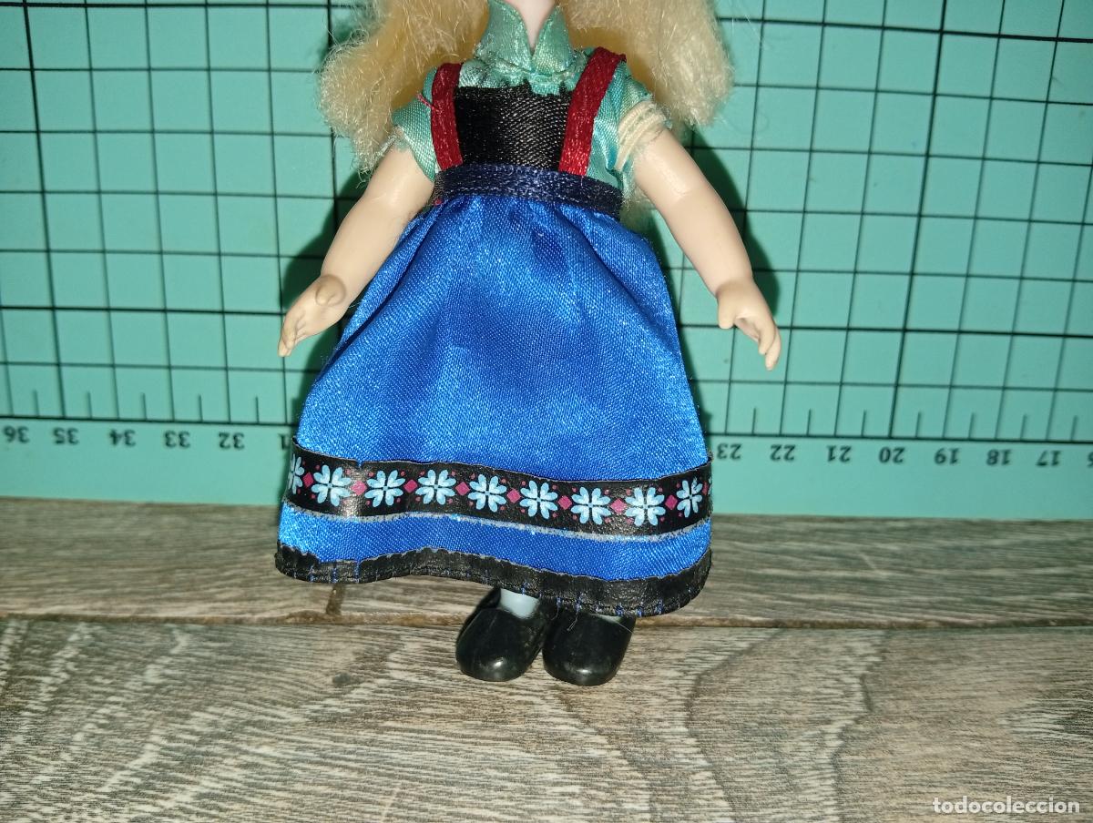 Mu&ntilde;ecas modernas: Malet&iacute;n mini animators Elsa Frozen - Foto 3