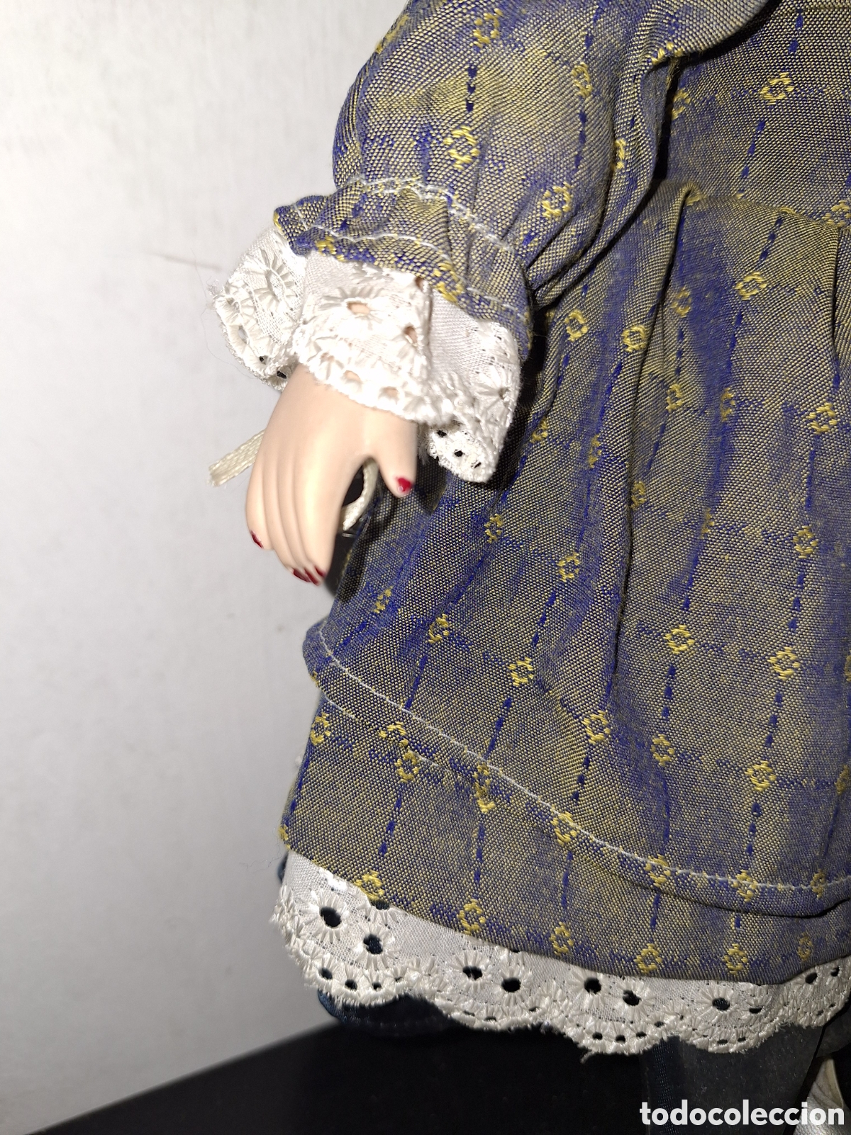 Mu&ntilde;ecas modernas: Mu&ntilde;eca de porcelana y trapo 41cm - Foto 3