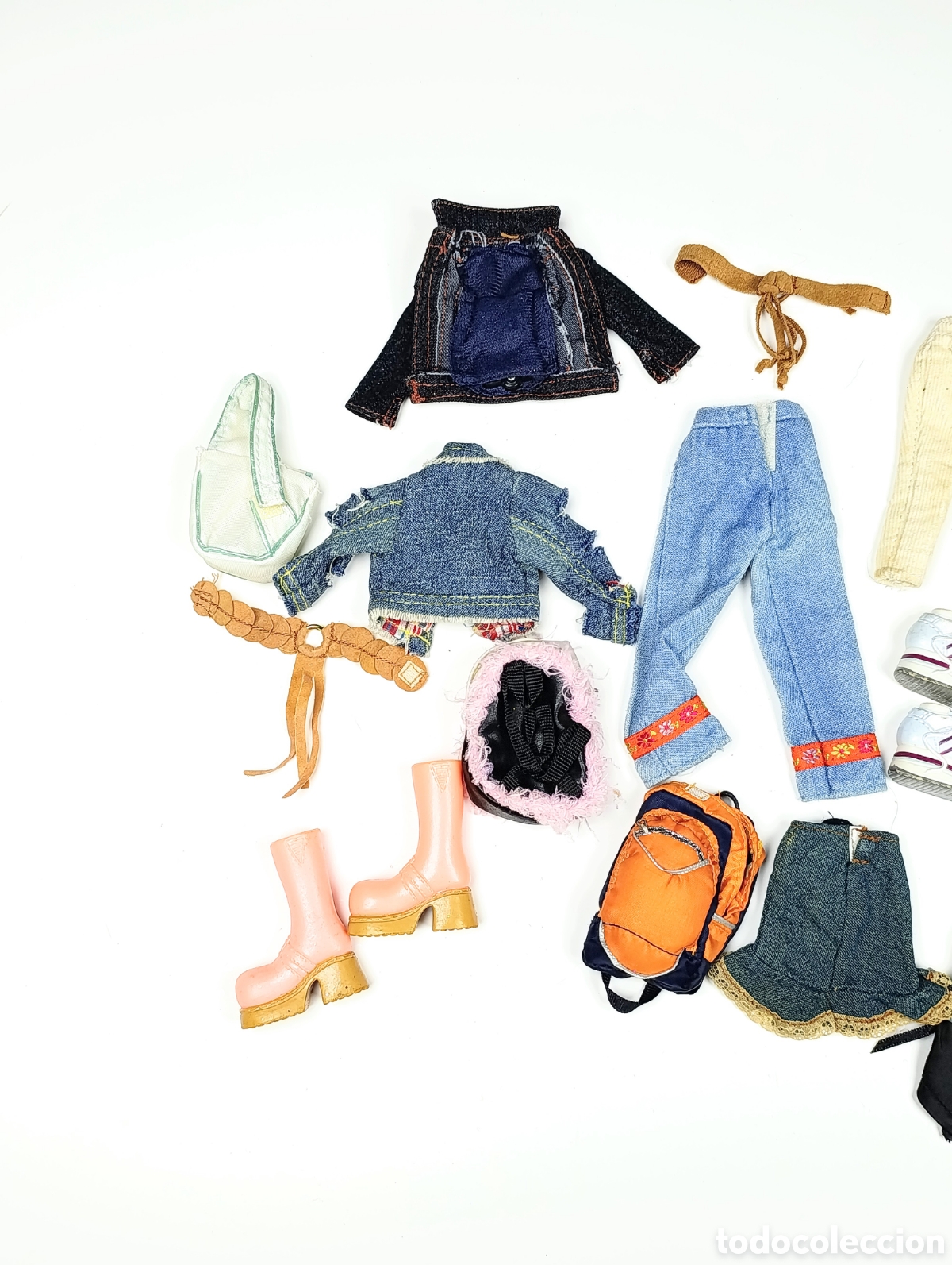 Mu&ntilde;ecas modernas: Lote ropa mu&ntilde;ecas Bratz N3 - Foto 7