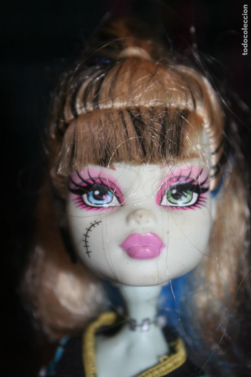 Mu&ntilde;ecas Modernas: Mu&ntilde;eca monster high Frankie Stein a&ntilde;o 2008