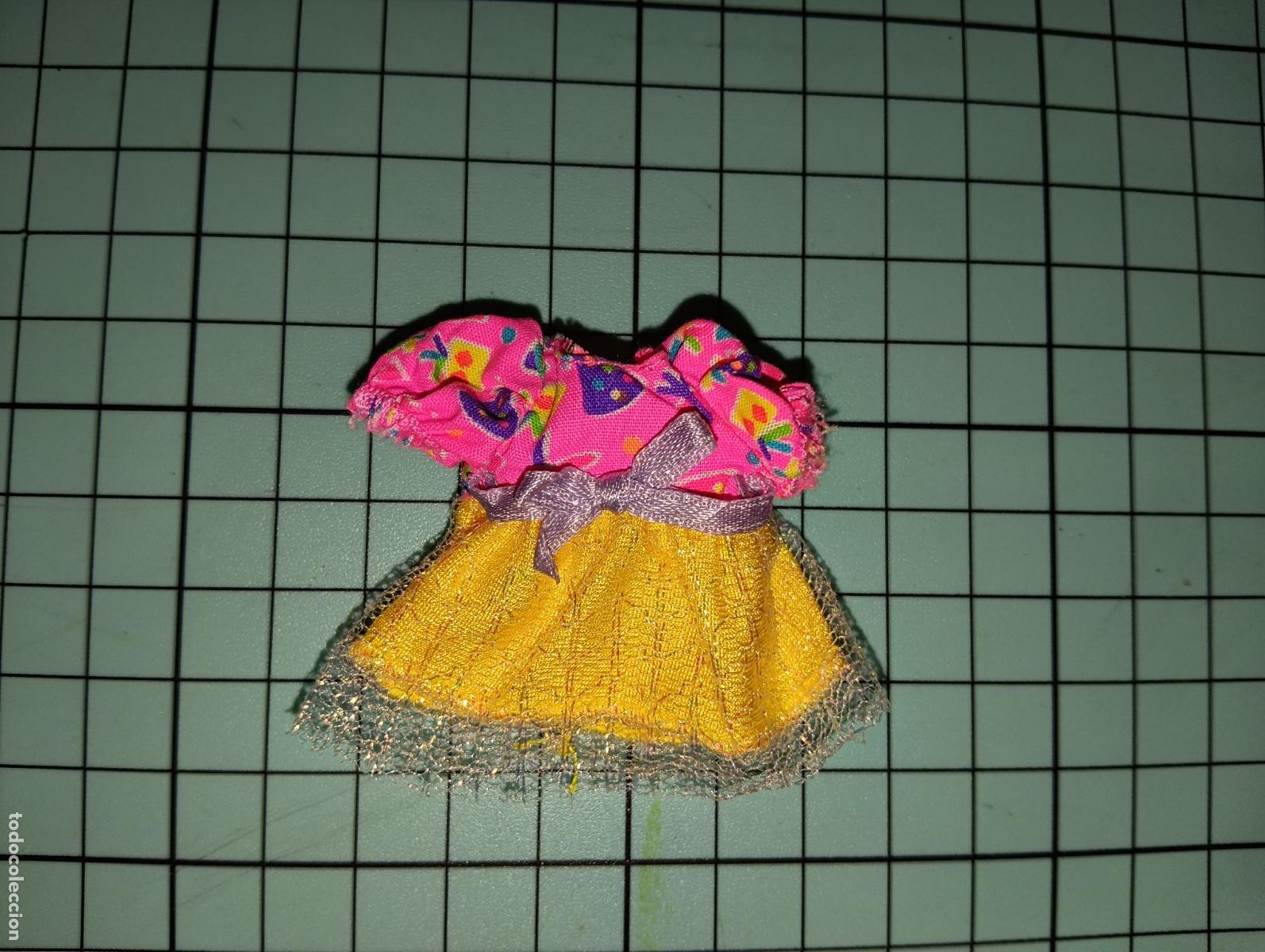 Mu&ntilde;ecas Modernas: Vestido de mu&ntilde;eca Shelly hermana de Barbie