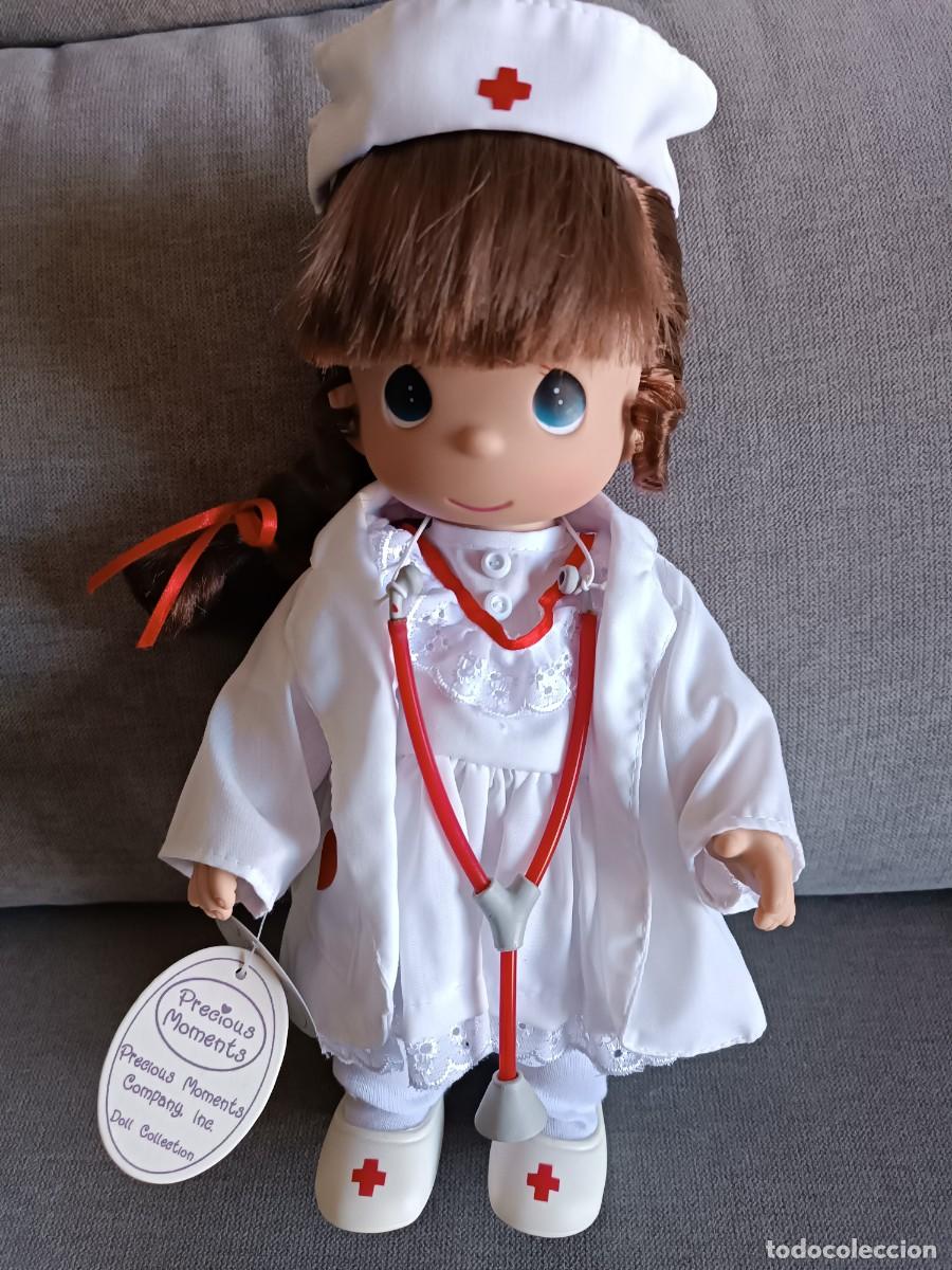 Mu&ntilde;ecas Modernas: MU&Ntilde;ECA ENFERMERA LOVE MOMENTS.