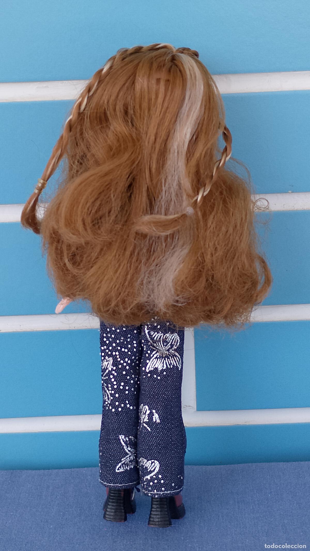 Mu&ntilde;ecas modernas: Antigua mu&ntilde;eca clon de Bratz - Foto 3