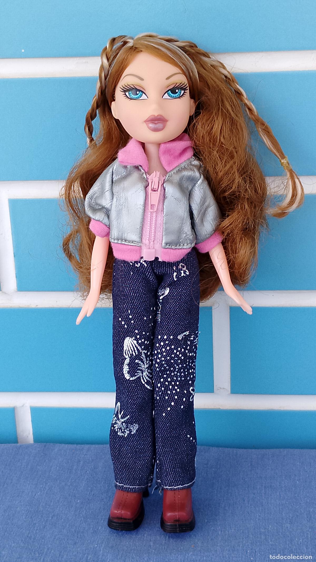 Mu&ntilde;ecas modernas: Antigua mu&ntilde;eca clon de Bratz - Foto 1