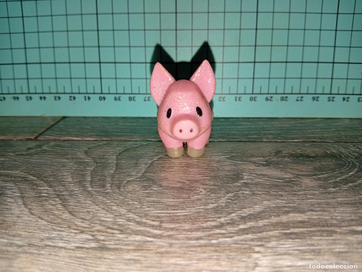 Mu&ntilde;ecas Modernas: Cerdito figura Disney animators Bella