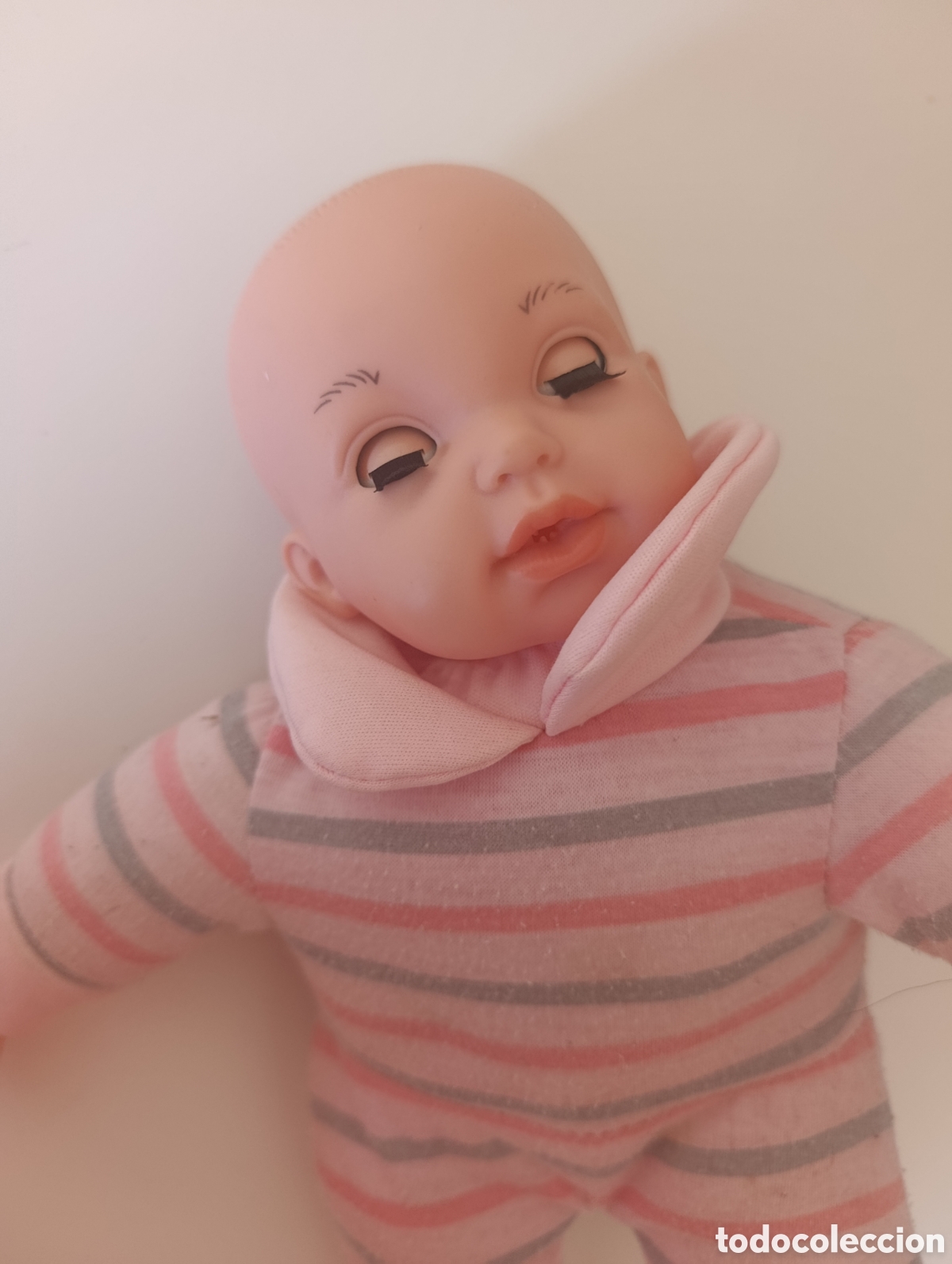 Mu&ntilde;ecas modernas: Mu&ntilde;eco bebe estilo nenuc - Foto 3
