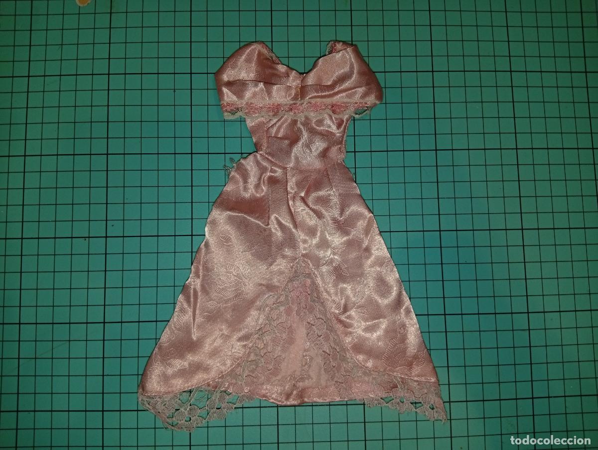 Mu&ntilde;ecas Modernas: Vestido de mu&ntilde;eca maniqu&iacute; tama&ntilde;o Barbie