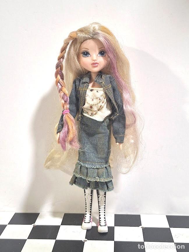 Mu&ntilde;ecas Modernas: Mu&ntilde;eca Moxie Girlz Art-titude Avery pelo largo