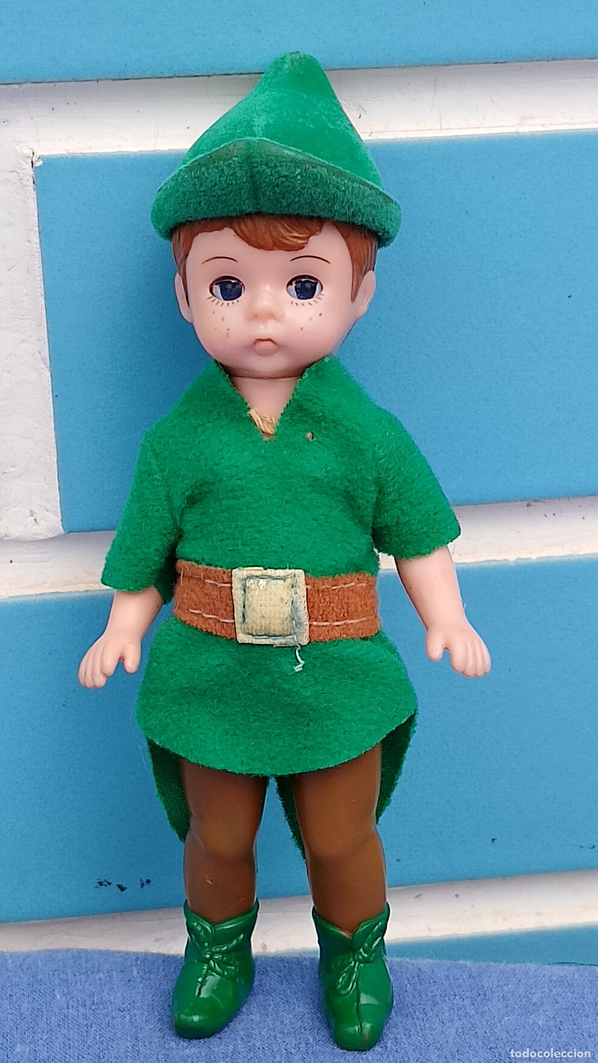 Mu&ntilde;ecas Modernas: Mu&ntilde;eco Madame Alexander norteamericano, Peter Pan o Robin Hood