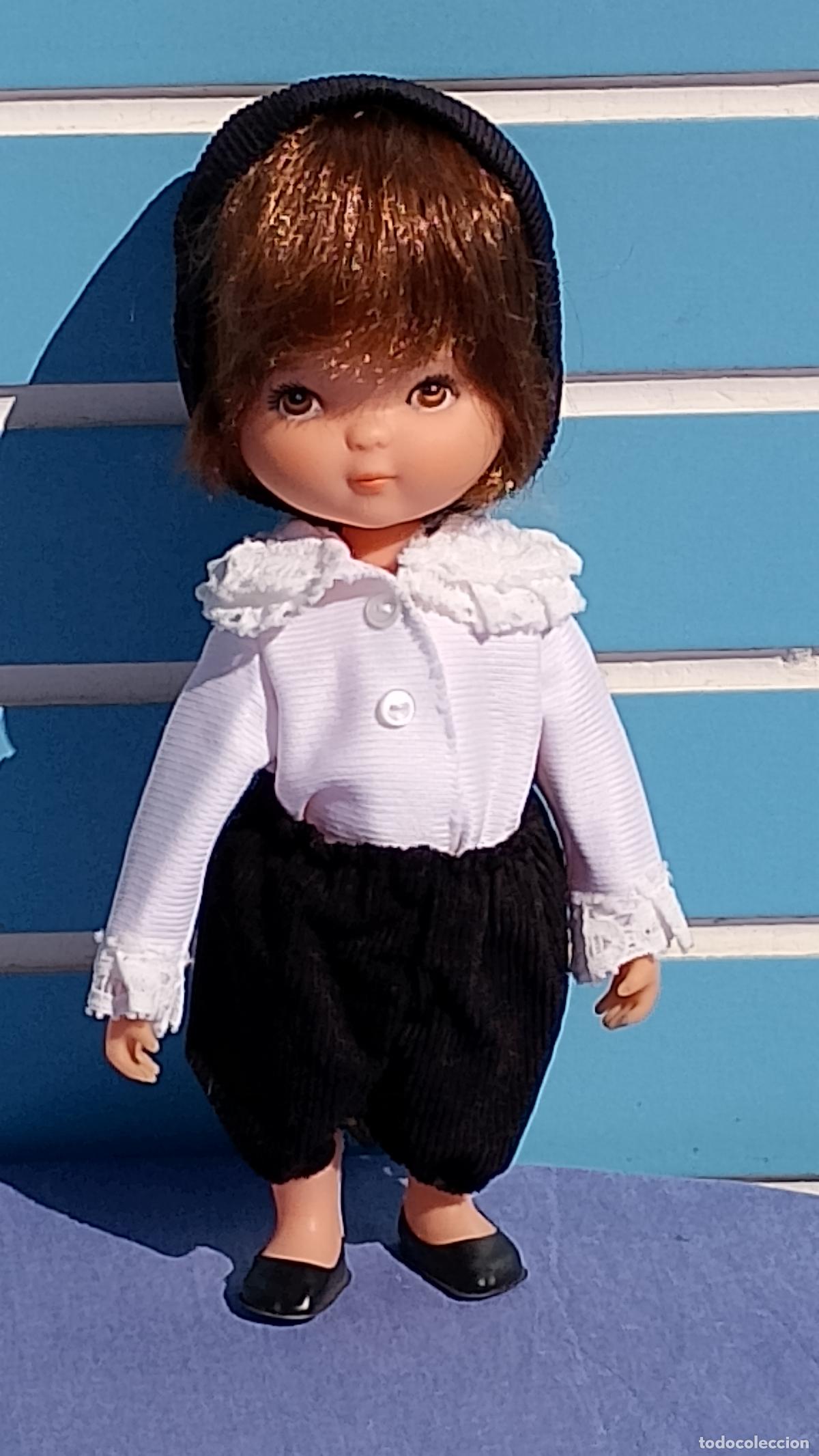 Mu&ntilde;ecas Modernas: Antiguo mu&ntilde;eco Ni&ntilde;o Moppet Dressed Up Artista de Fran Mar, 1978 Knickerbocker