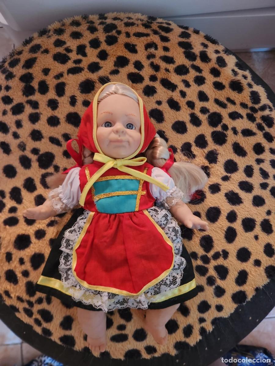 Mu&ntilde;eca t&iacute;pica alemana a&ntilde;os 90