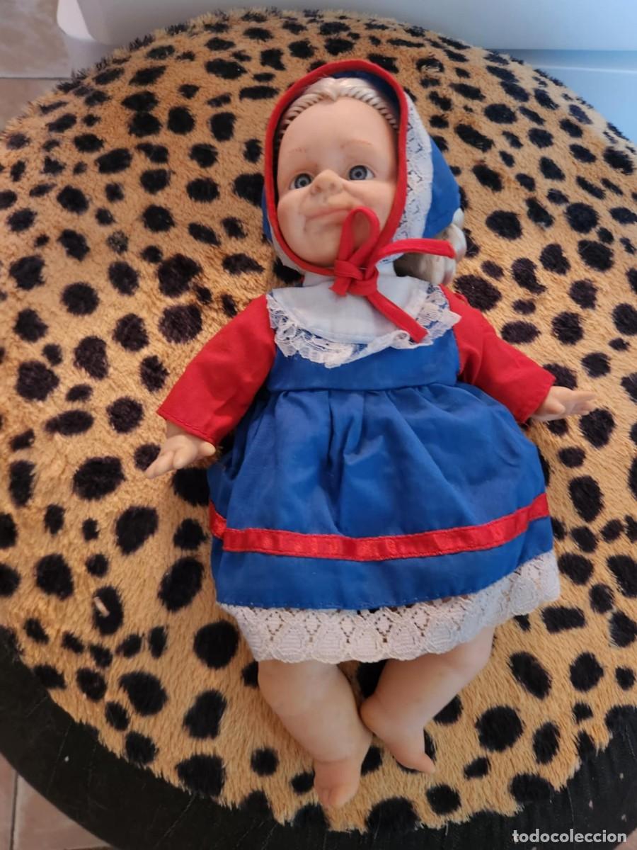 Mu&ntilde;ecas Modernas: Mu&ntilde;eca t&iacute;pica belga a&ntilde;os 90