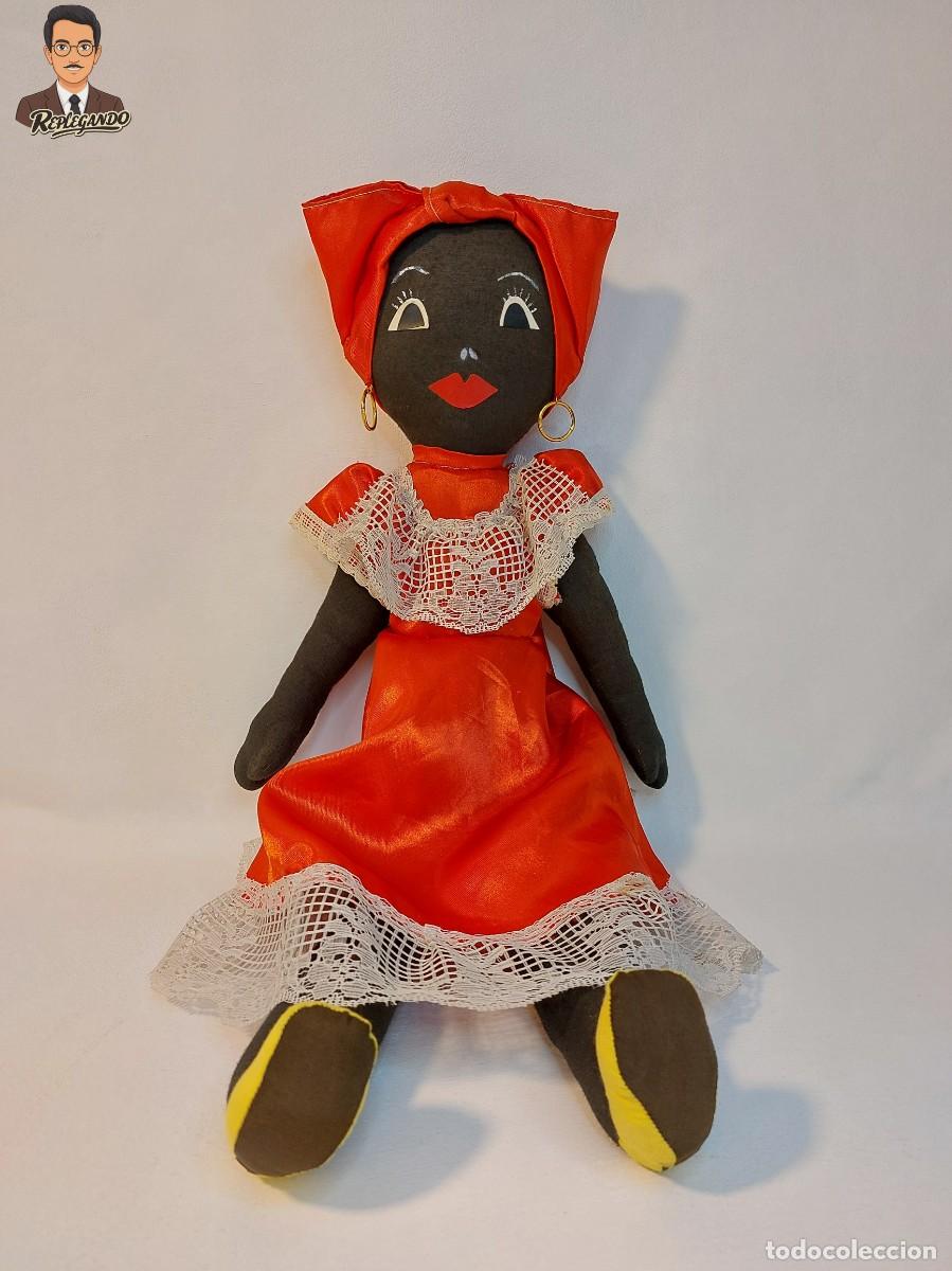 Mu&ntilde;ecas Modernas: MU&Ntilde;ECA NEGRA DE TRAPO CARIBE&Ntilde;A / JUGUETE VINTAGE A&Ntilde;OS 80 / HECHA A MANO / ARTESANAL DECORATIVA 54 CM