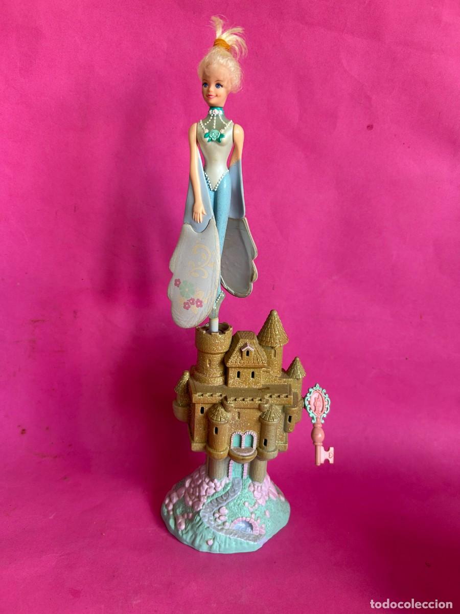 Mu&ntilde;ecas Modernas: Mu&ntilde;eca voladora Sky Dancer a&ntilde;os 90 con luz