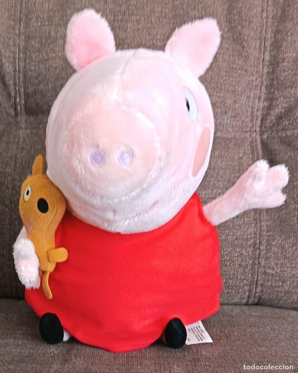 Mu&ntilde;ecas Modernas: Mu&ntilde;eca. Pepa Pig. De Ban Dai. Funciona con pilas.