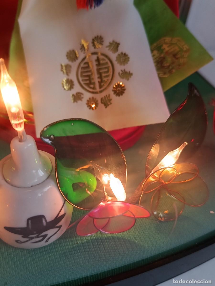 Mu&ntilde;ecas modernas: DOS MU&Ntilde;ECOS COREANOS CON MOVIMIENTO Y LUCES EN VITRINA - Foto 5