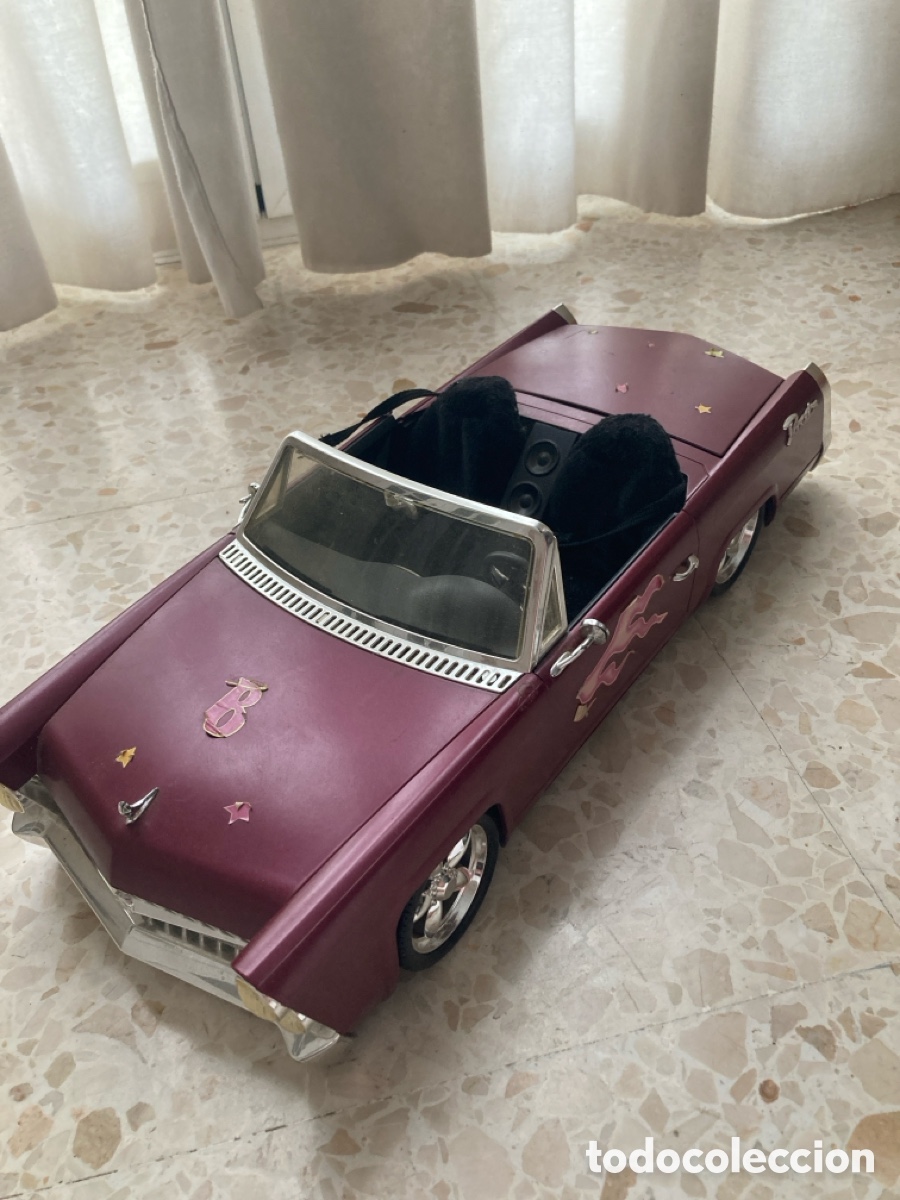 Mu&ntilde;ecas Modernas: Mu&ntilde;eca Bratz Cadillac