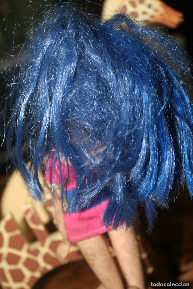 Mu&ntilde;ecas modernas: mu&ntilde;eca winx pelo azul - Foto 3