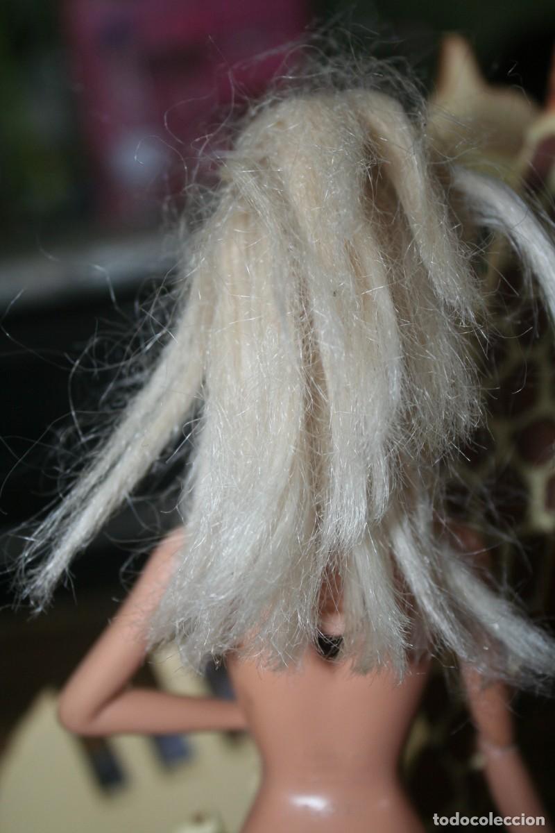 Mu&ntilde;ecas modernas: mu&ntilde;eca barbie 1998 rubia - Foto 3
